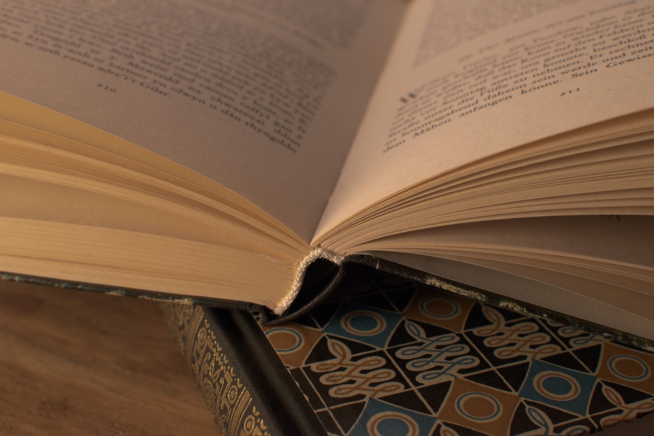 entdecken sie die faszinierende welt der narrativen struktur! lernen sie, wie geschichten aufgebaut sind und welche elemente sie enthalten, um fesselnde erzählungen zu kreieren. ideal für schriftsteller, drehbuchautoren und geschichtenerzähler.